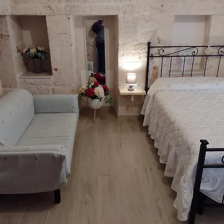 La Casa Di Pietra * Monopoli