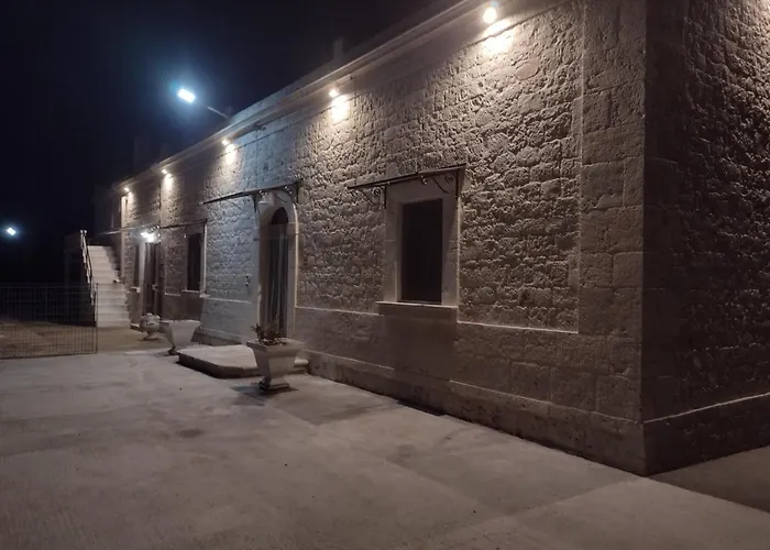 La Casa Di Pietra 컨트리하우스 모노폴리